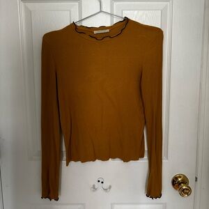 Zara Trafluc - Yellow top with black lettuce detail